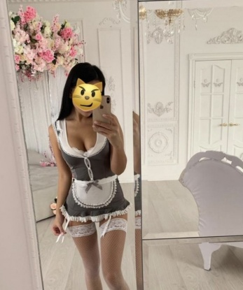 Воплотим их в реальность! Знаешь, я настоящая профи и люблю удовлетворять мужчин по полной программе. Мои услуги включают классический секс, минет, глубокий орал, анальный секс и многие другие изысканные удовольствия. Фото настоящие и подтверждают мою красоту и аппетитные формы. Моя опытность позволяет мне быть твоей идеальной спутницей в любых ситуациях. Обязательно прочитай отзывы обо мне, чтобы убедиться в качестве моих услуг. Жду тебя в Москве для незабываемого отдыха! 💋🔥 Даша